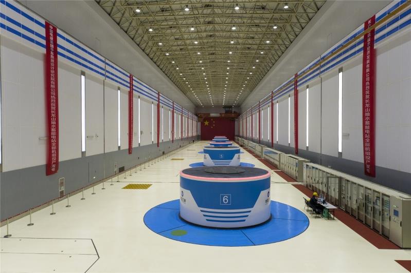 长龙山抽水蓄能电站主厂房2 摄影 崔徐波 毛翔春