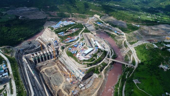 5.卡洛特水电站 唐鹏飞